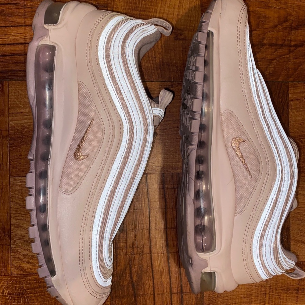 Nike air max 97 ultra loud plush